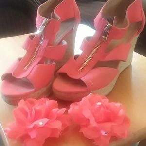 women's zip up wedges